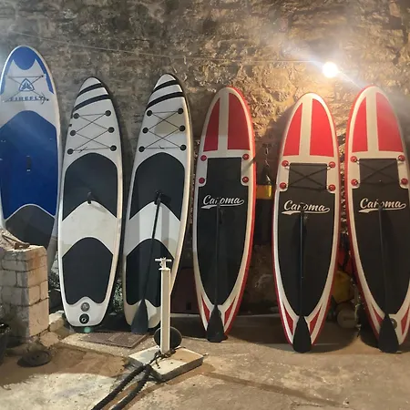Plaza Stari Grad Pjena Od Mora Budva