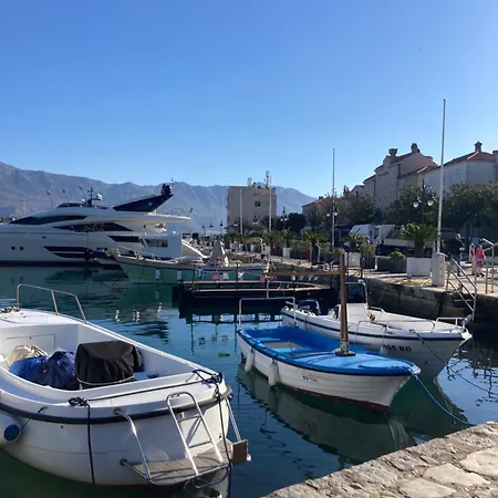 Plaza Stari Grad Pjena Od Mora Appartement
