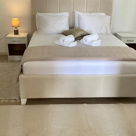 Plaza Stari Grad Pjena Od Mora Appartement Budva